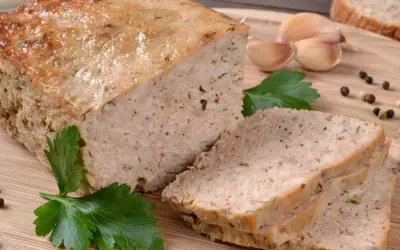 Jak długo piec pasztet w piekarniku, aby uniknąć niedopiekania?
