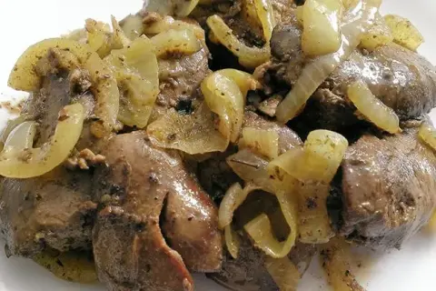 Jakie przyprawy do wątróbki wieprzowej, aby zachwycić smakiem?