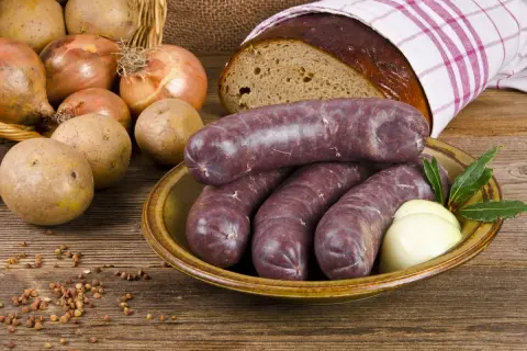 Jak smacznie przygotować kaszankę – przepisy i inspiracje na dania