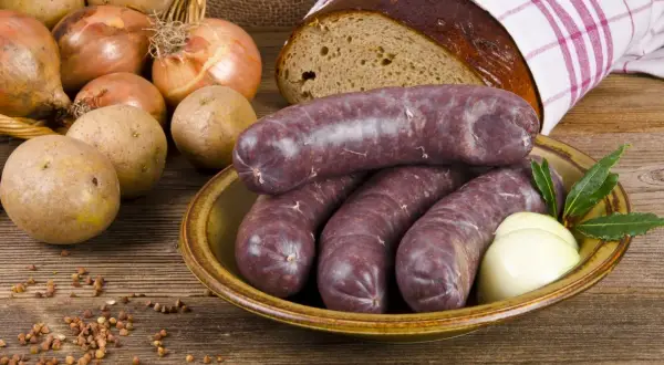 Jak smacznie przygotować kaszankę – przepisy i inspiracje na dania